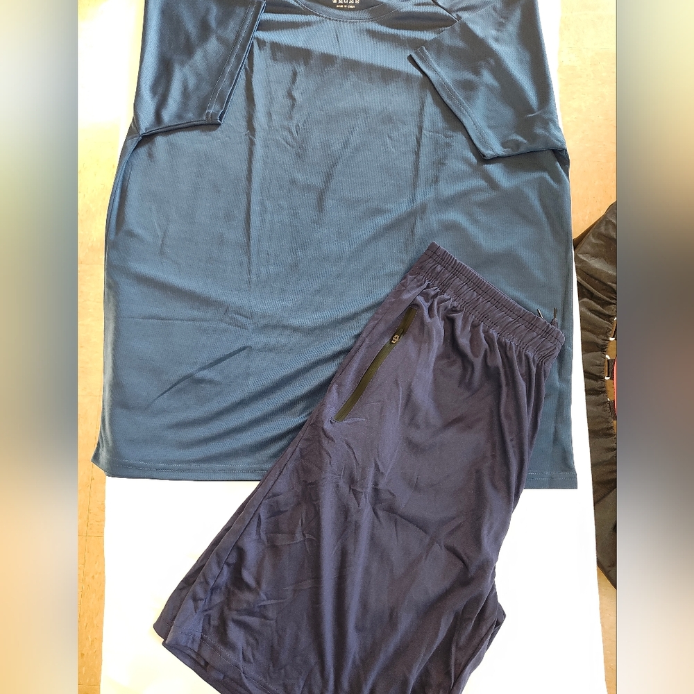Men's Navy Blue Athletic Shirt and Shorts Set - Picture 2 of 3